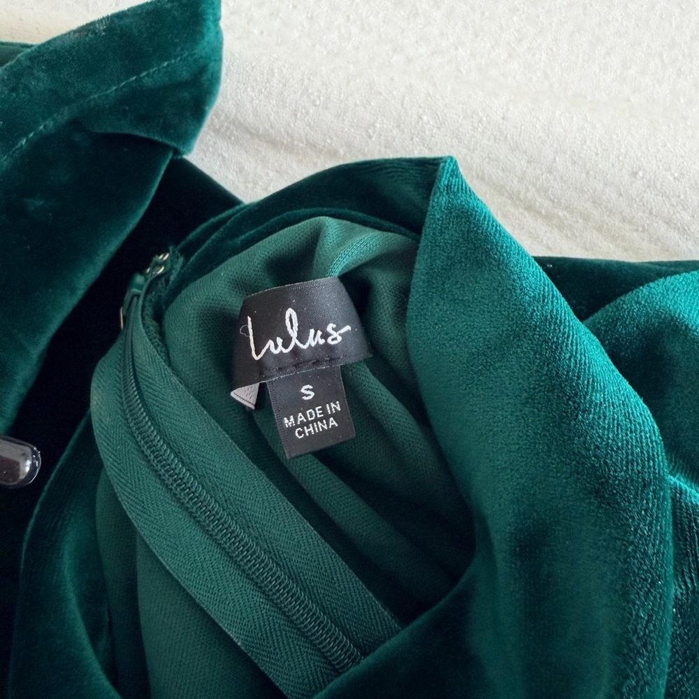 Lulu's Strapless Dark Emerald Velvet Gown - Picture 2 of 7